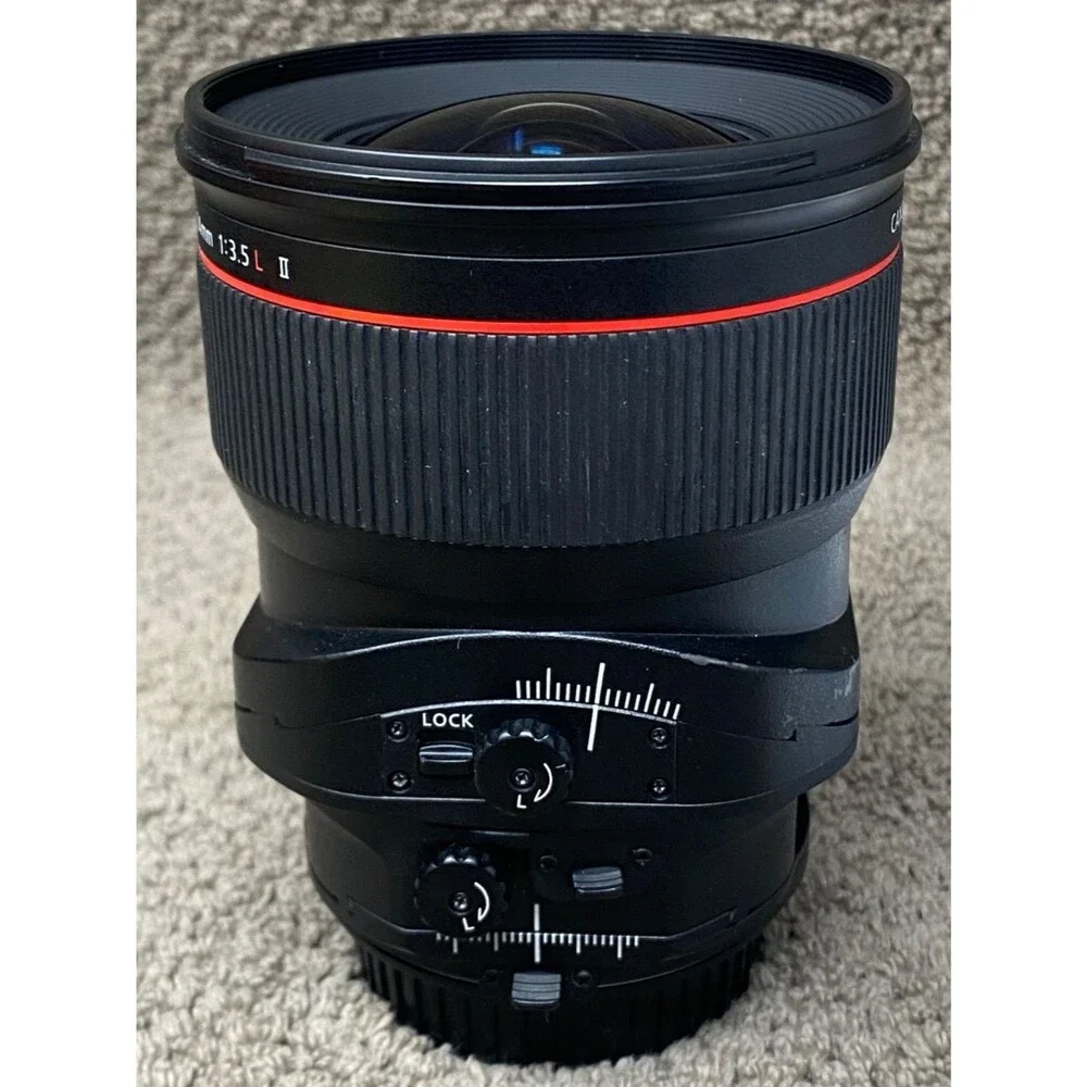 Canon TS-E 24mm f3.5 L II Tilt Shift EF Lens w/new EW-88B Hood, caps, complete!